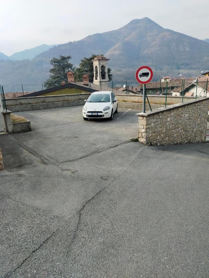 Cute Little Flat With View, 20 Mins To Bgy Airport Pradalunga Exterior foto
